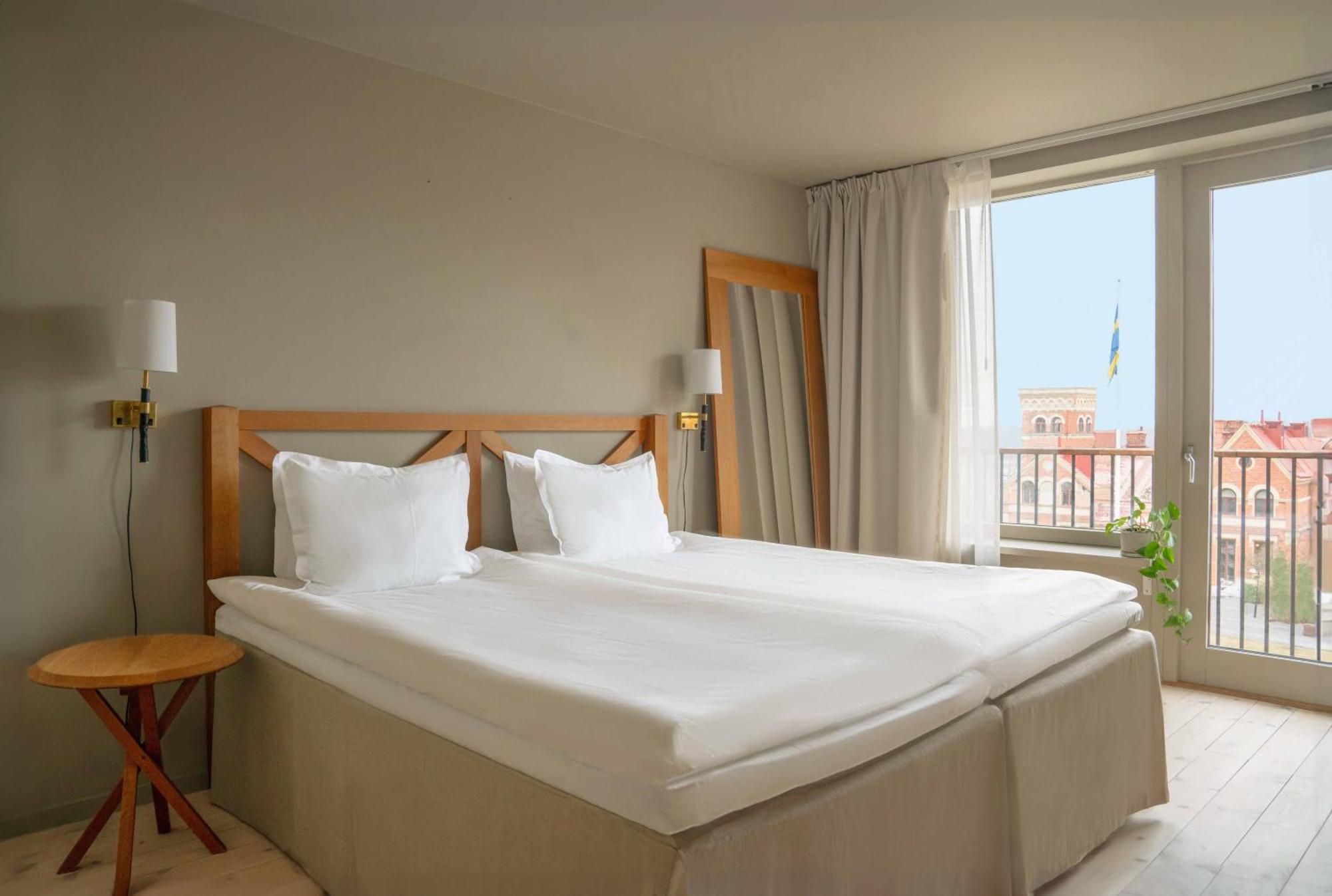 Hotel J, Stockholm, A Member Of Design Hotels Nacka Bagian luar foto