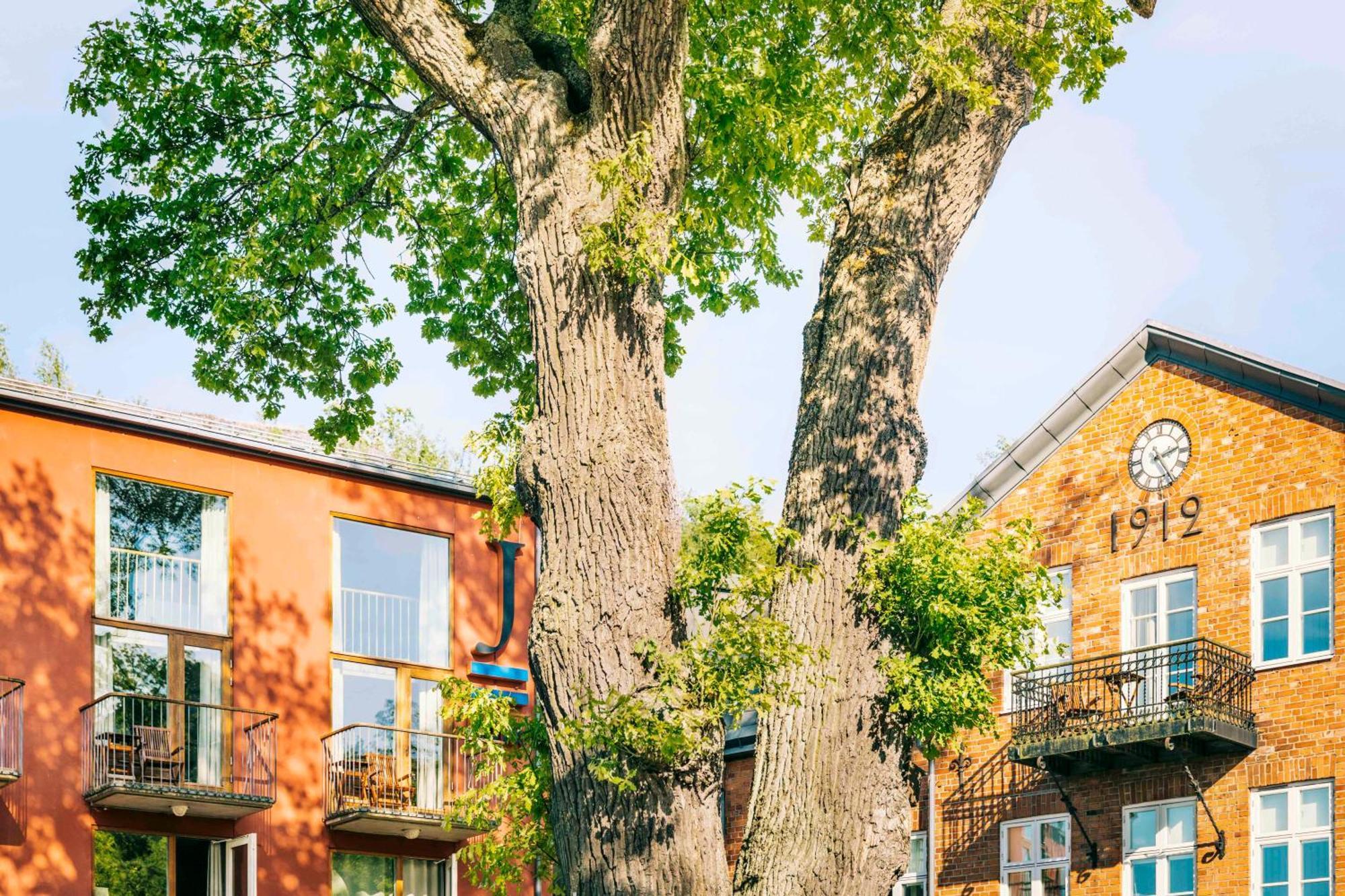 Hotel J, Stockholm, A Member Of Design Hotels Nacka Bagian luar foto